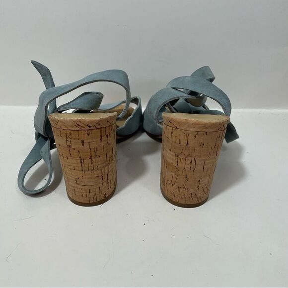 Marc Fisher Suede Blue Scalloped Bow Heels - Picture 6 of 7